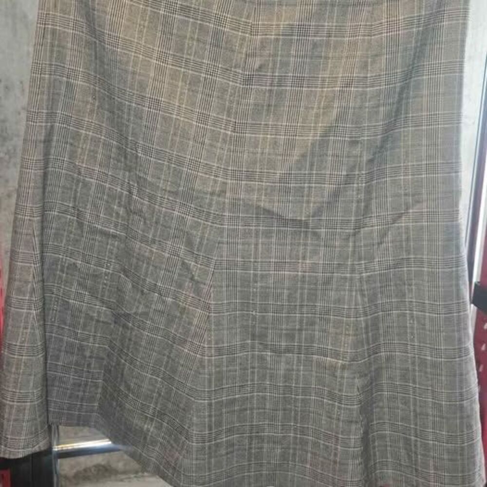 Kate Hill Grey Plaid A-Line Skirt Size 14 - Picture 1 of 5